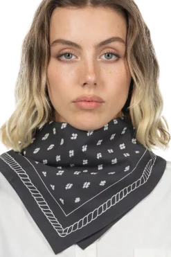 Outlet Visvim Bandana CSI Chambray - Black