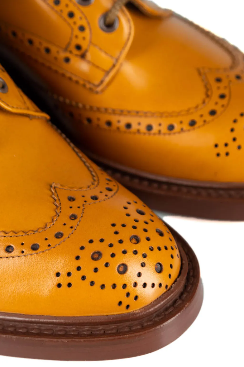 Online Tricker's Bourton - Acorn Antique