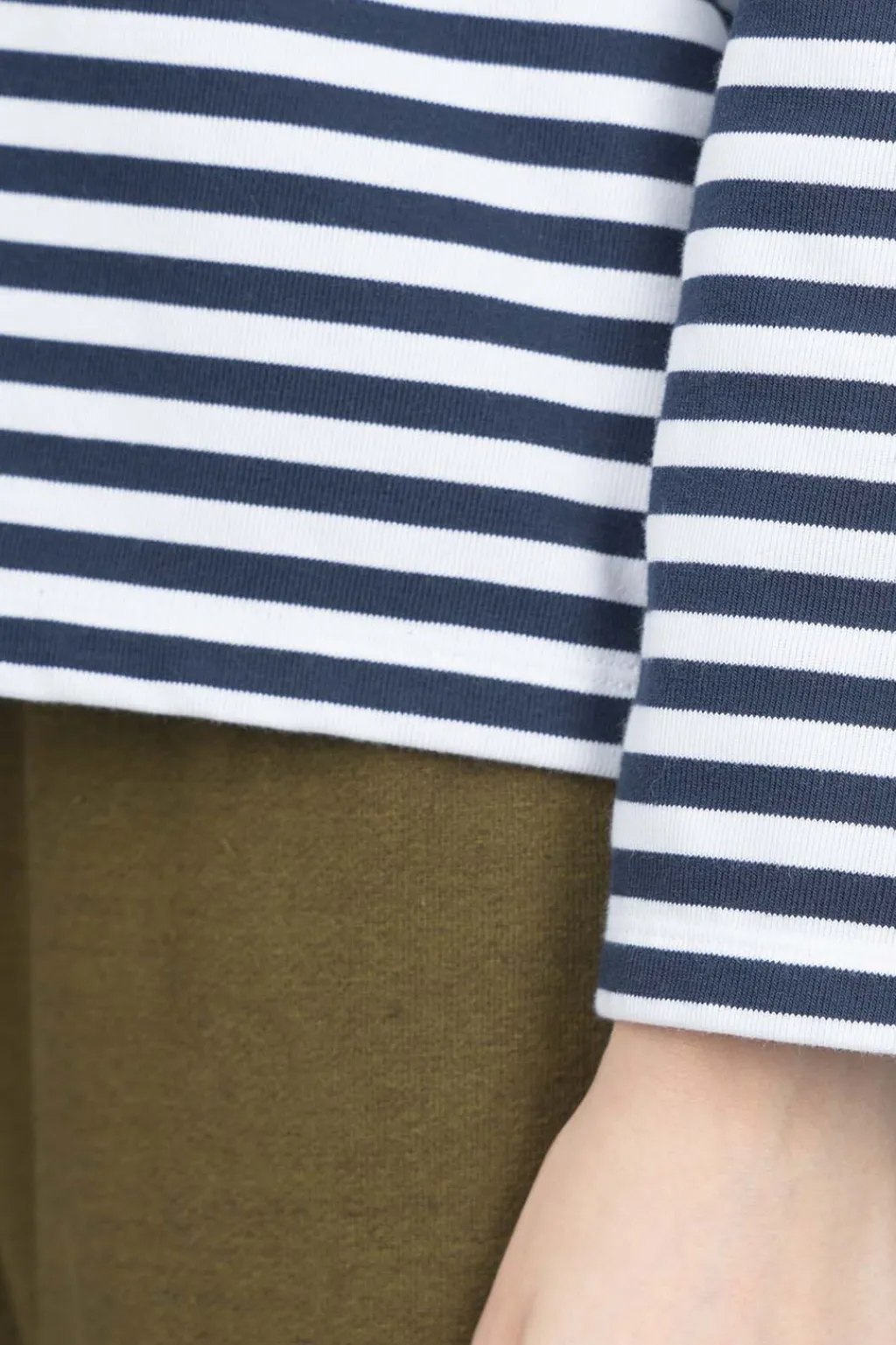Fashion Nanamica COOLMAX Stripe Jersey LS Tee - Navy x White