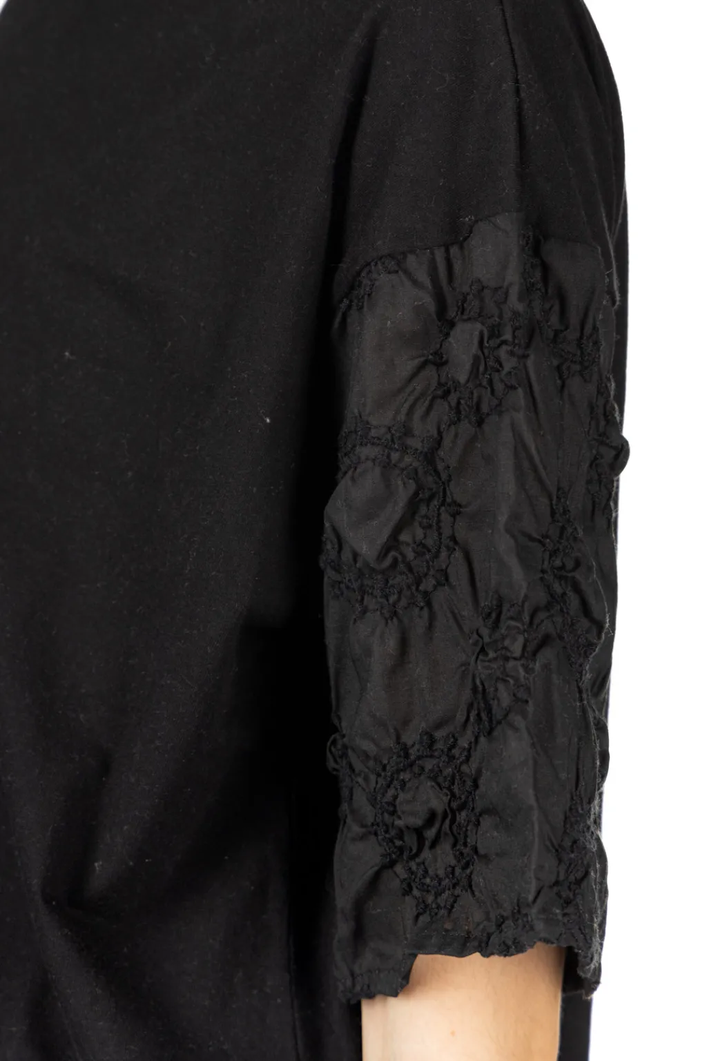 Outlet Nachukara Docking Sleeve Pullover - Black