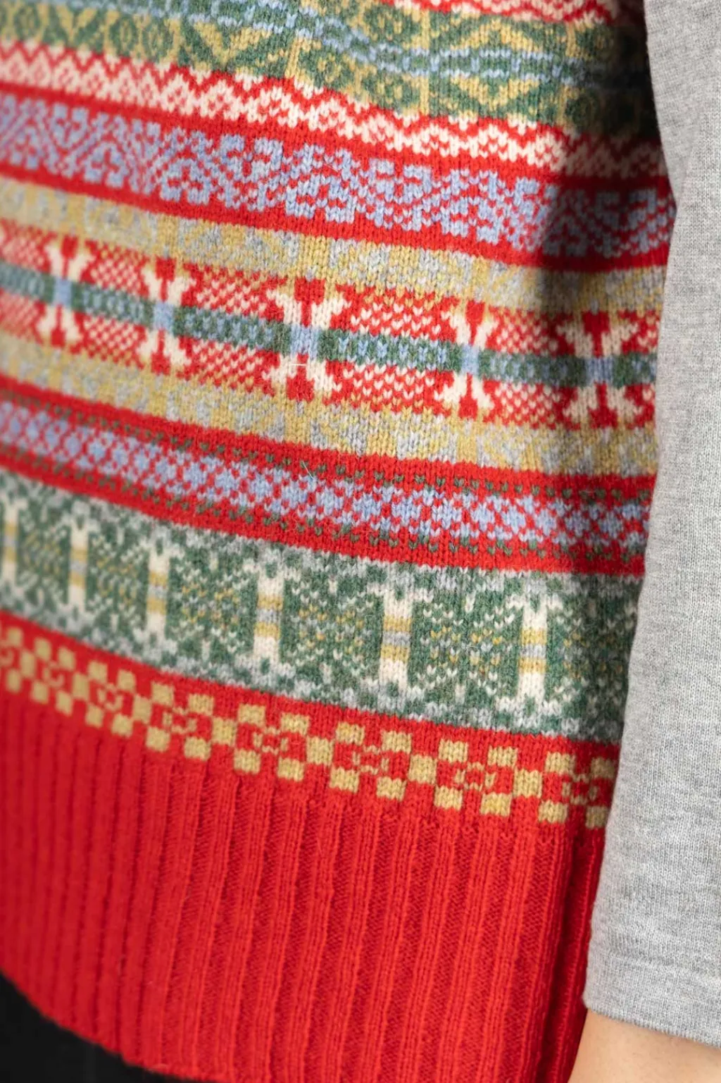 Outlet NARU Fair Isle Cocoon Vest - Red