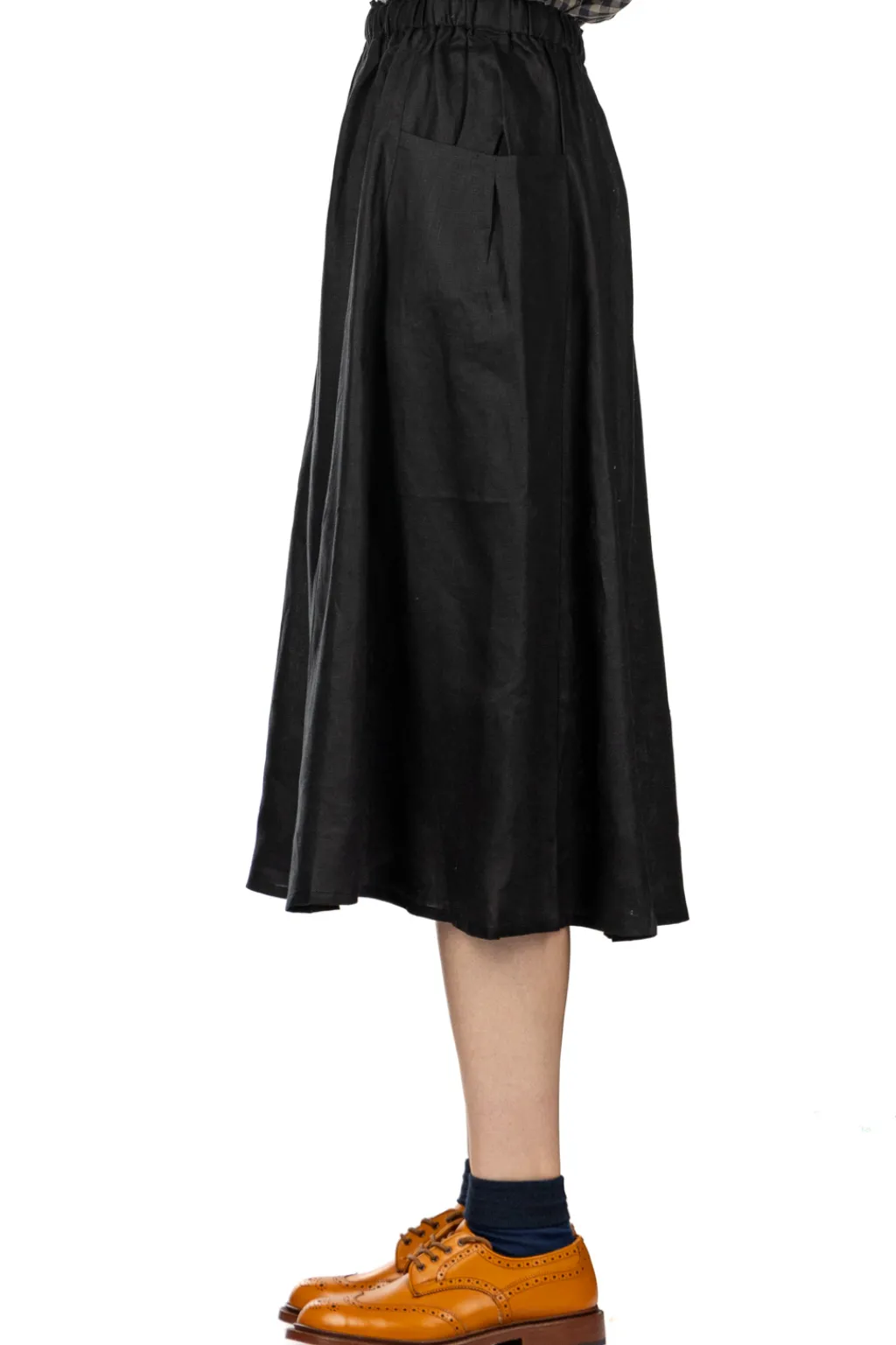 Clearance Nachukara French Linen Side Pocket Skirt - Black