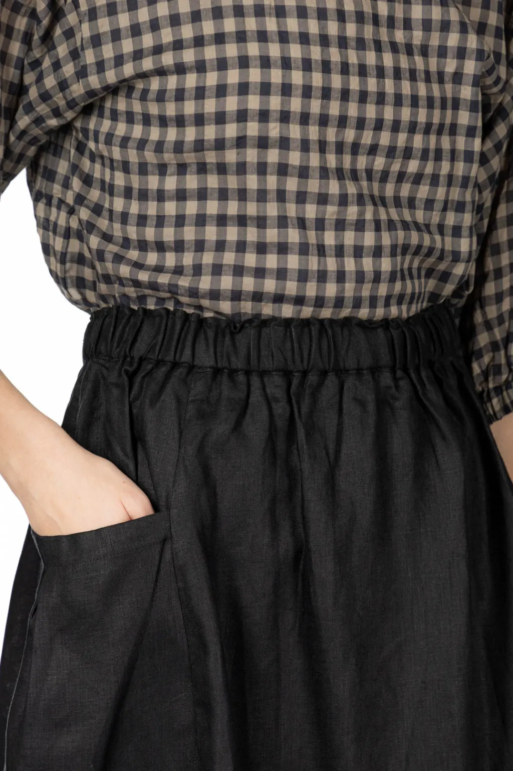 Clearance Nachukara French Linen Side Pocket Skirt - Black