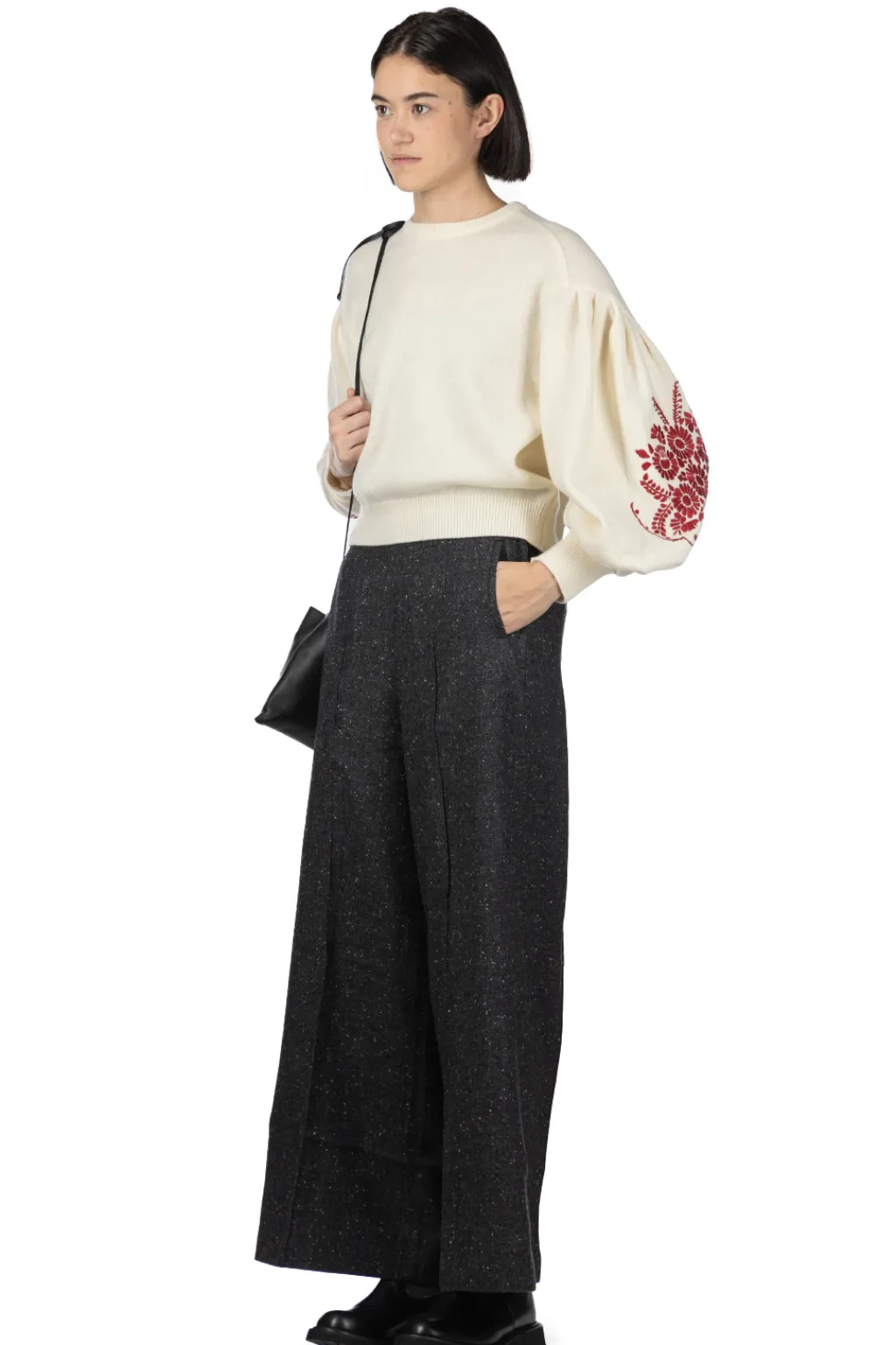 Fashion Kapital 7G Wool BOUFFANT Sleeve Sweater (LATVIA Embroidery) - Natural