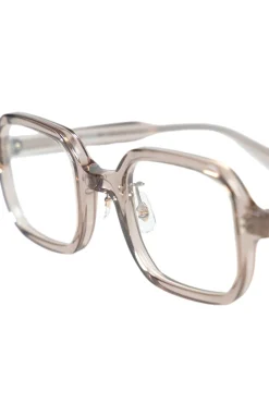 New Grapes and Celadon GC-007-03 - Clear Taupe