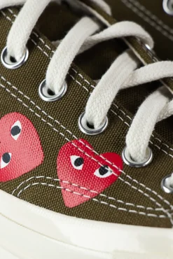 Online Comme Des Garcons Play Khaki Converse - Multiple Hearts Chuck 70 Low Sneakers