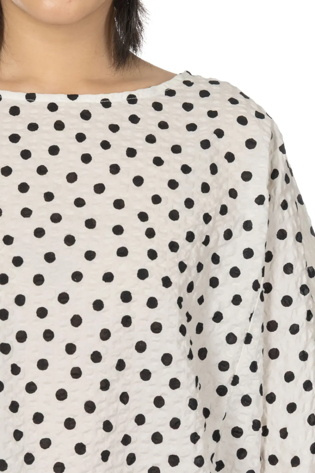 Fashion NARU Lone Ripple Dot Shirt - White x Black