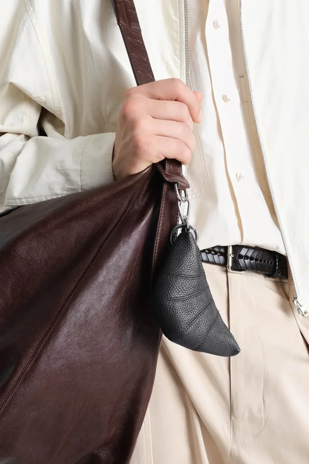 Hot LEMAIRE Mini Croissant Keyring - Black