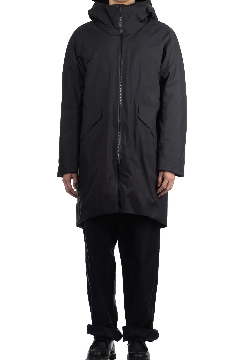 Best Veilance Monitor Down Coat - Black