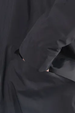 Best Veilance Monitor Down Coat - Black