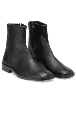 Discount LEMAIRE Piped Zipped Boots-Black