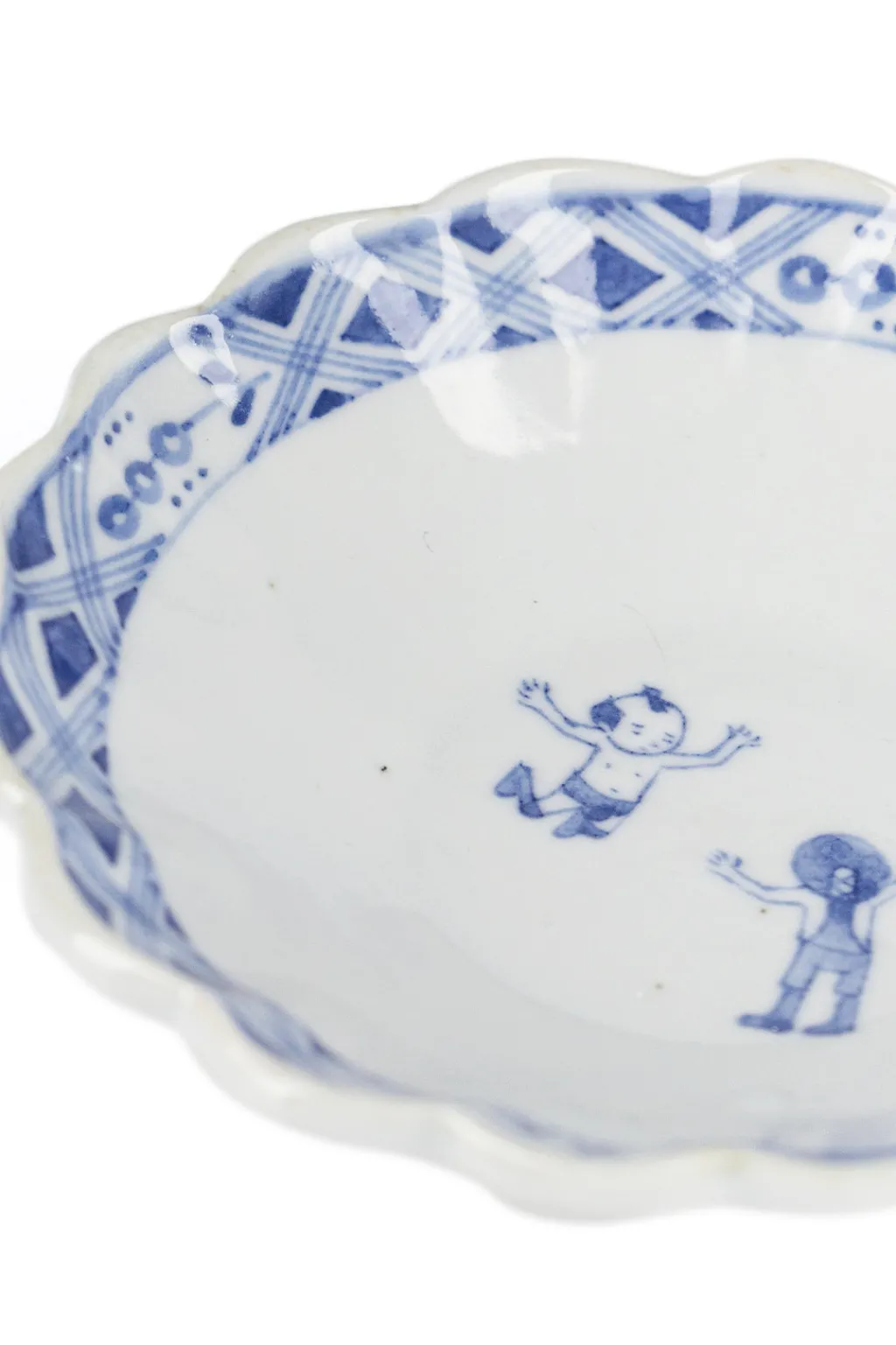 Discount Motif Ceramic and Art Round Plate - Jumping