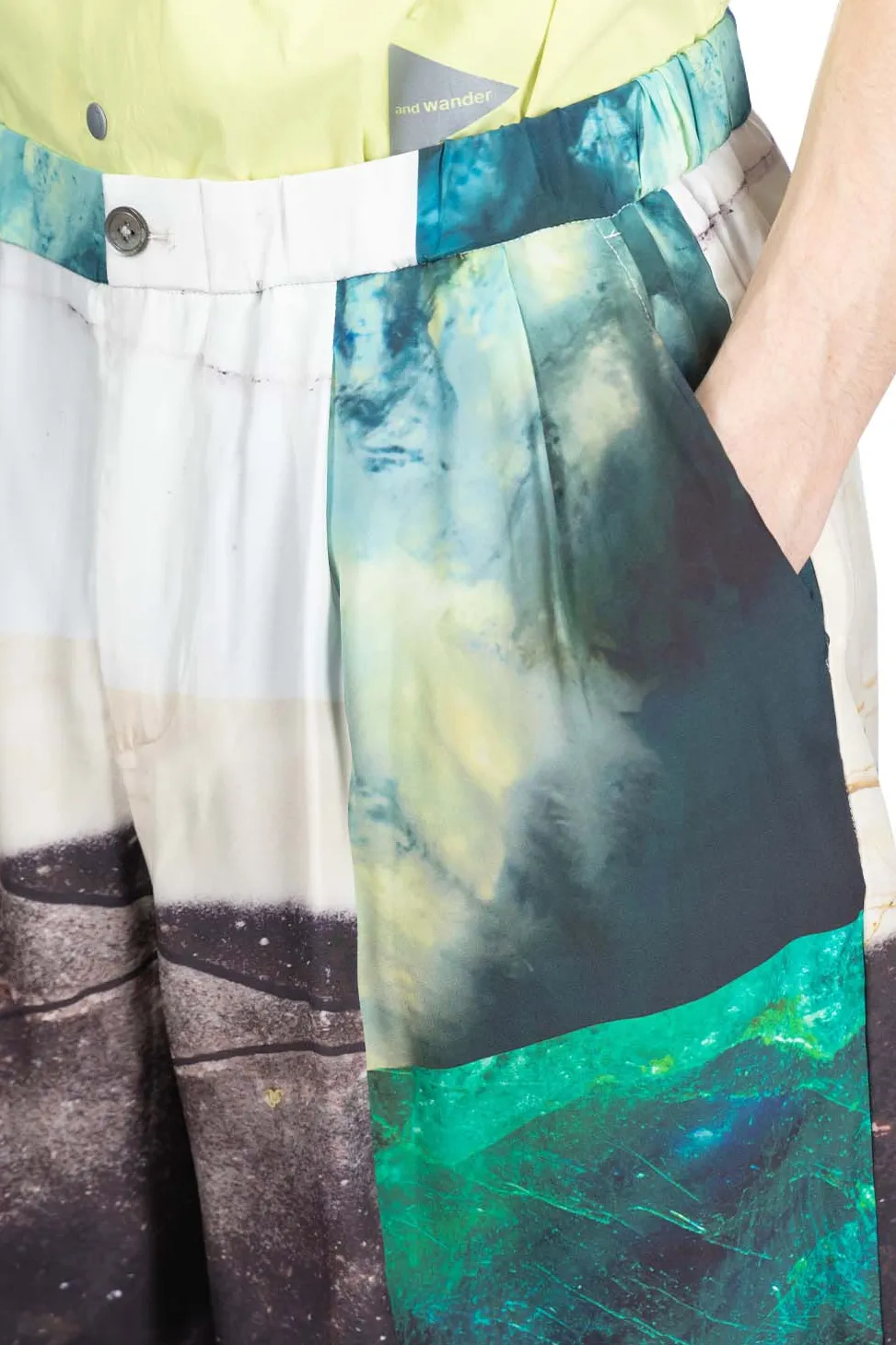 Sale TAAKK SILK ABOVE-THE KNEE SHORTS - Green