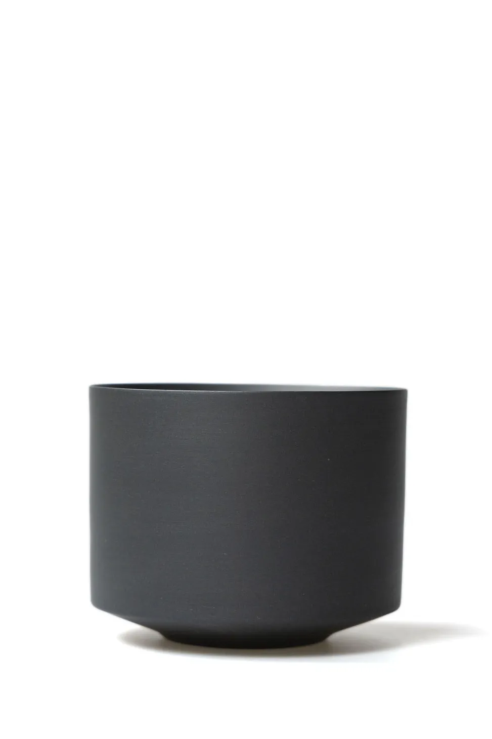Hot Nankei Pottery Tea Bowl - Black